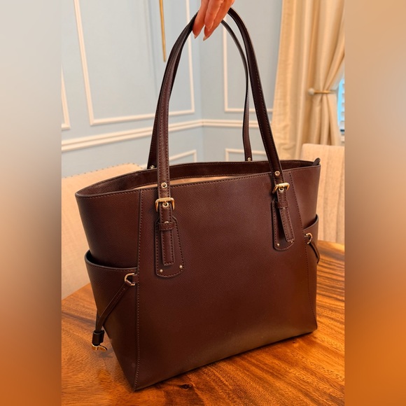 Michael Kors Voyager Tote Laptop Bag in Barolo (Oxblood Reddish Brown) GUC - Picture 7 of 17